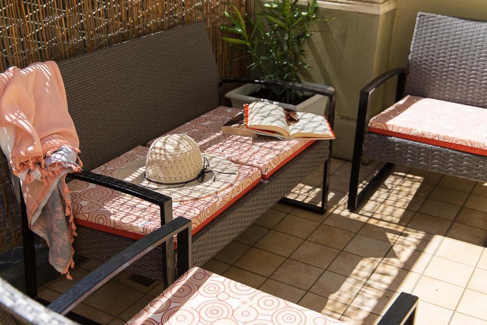 Zara D'Amare A Pesaro 10 Metri Dalla Spiaggia By Yohome Exterior photo